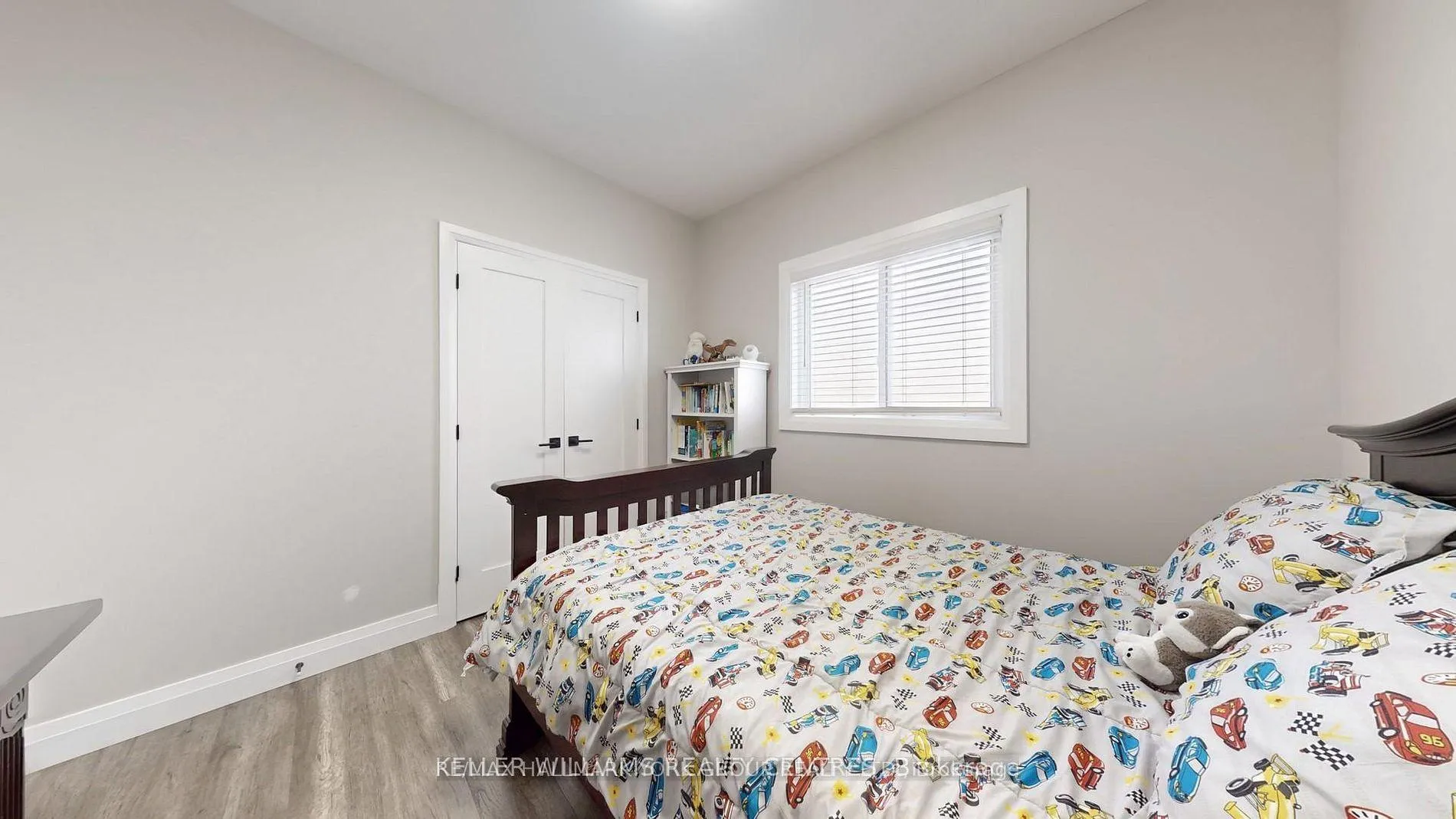 Photo 22 of 196 Marsellus Drive, Barrie, Holly — HOMEH