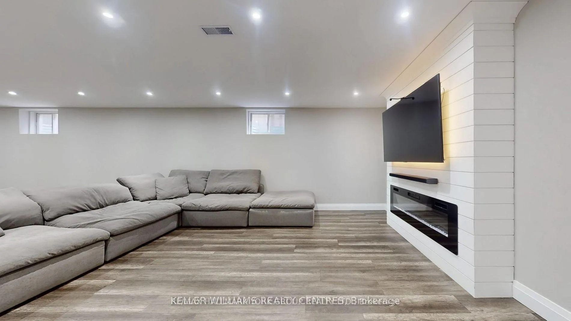 Photo 29 of 196 Marsellus Drive, Barrie, Holly — HOMEH