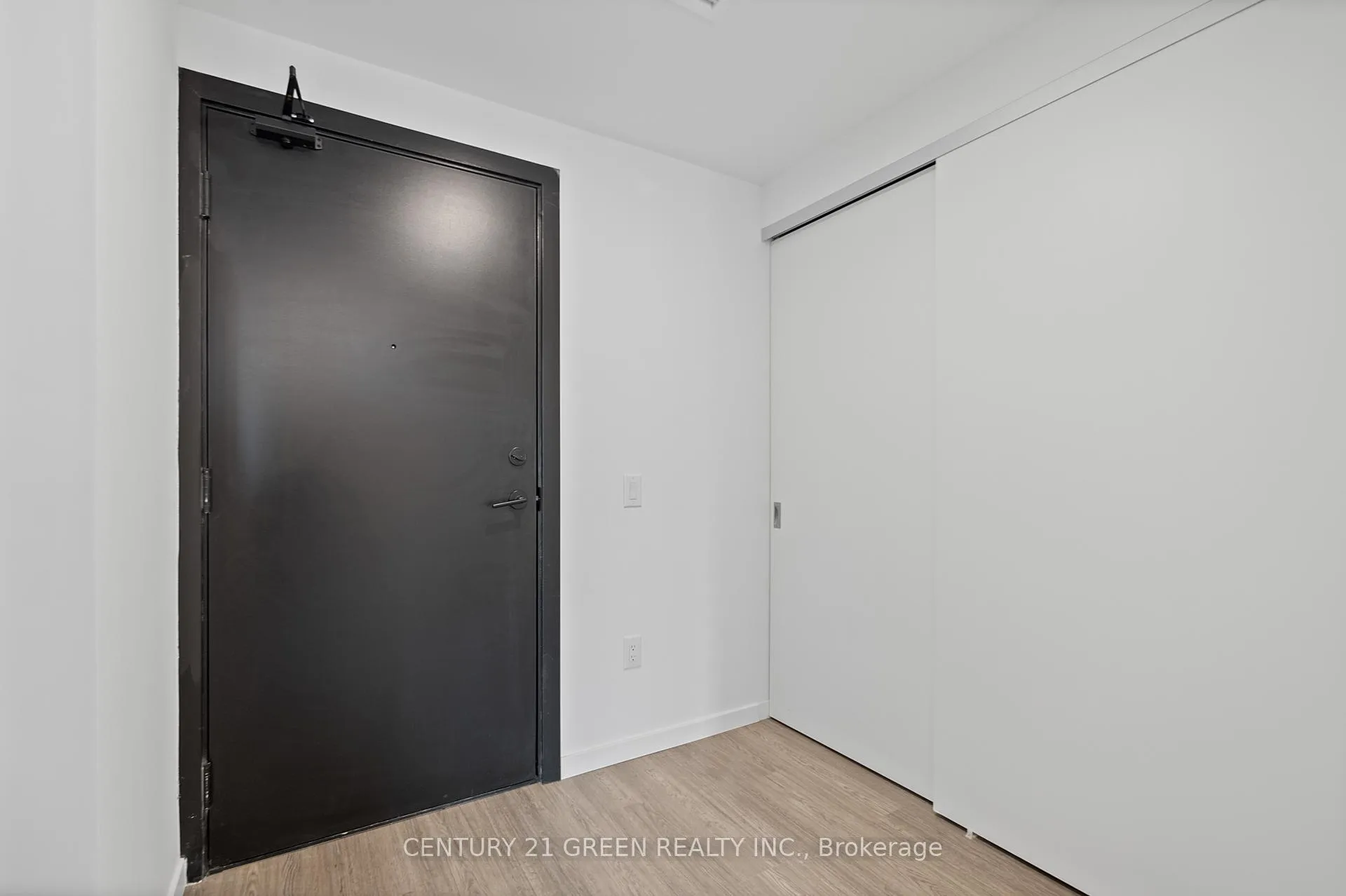 Photo 15 of Unit 216, 689 The Queensway, Etobicoke, Stonegate-Queensway — HOMEH