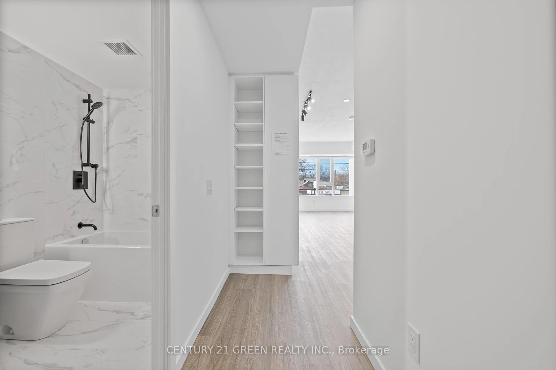 Photo 16 of Unit 216, 689 The Queensway, Etobicoke, Stonegate-Queensway — HOMEH