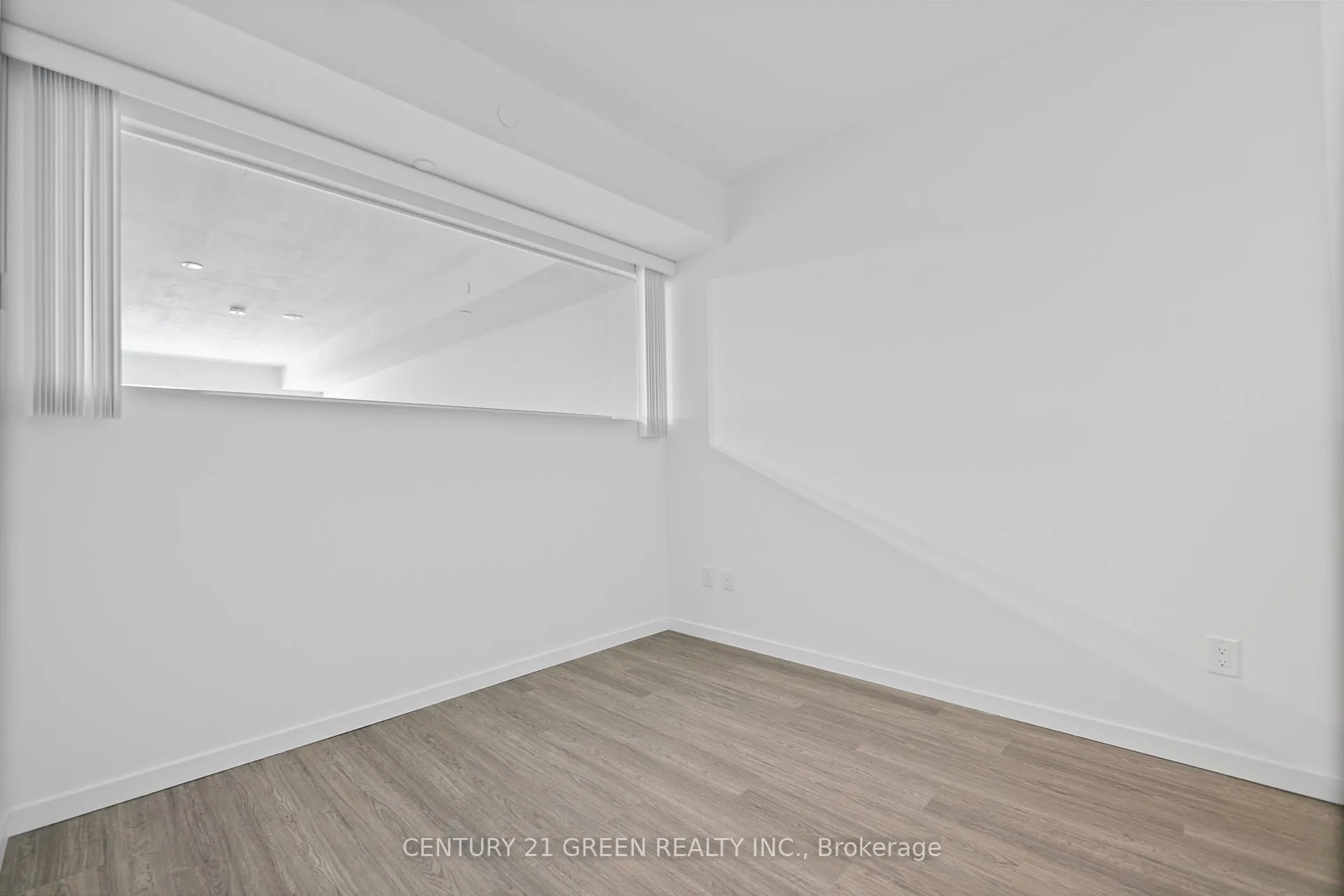 Photo 17 of Unit 216, 689 The Queensway, Etobicoke, Stonegate-Queensway — HOMEH