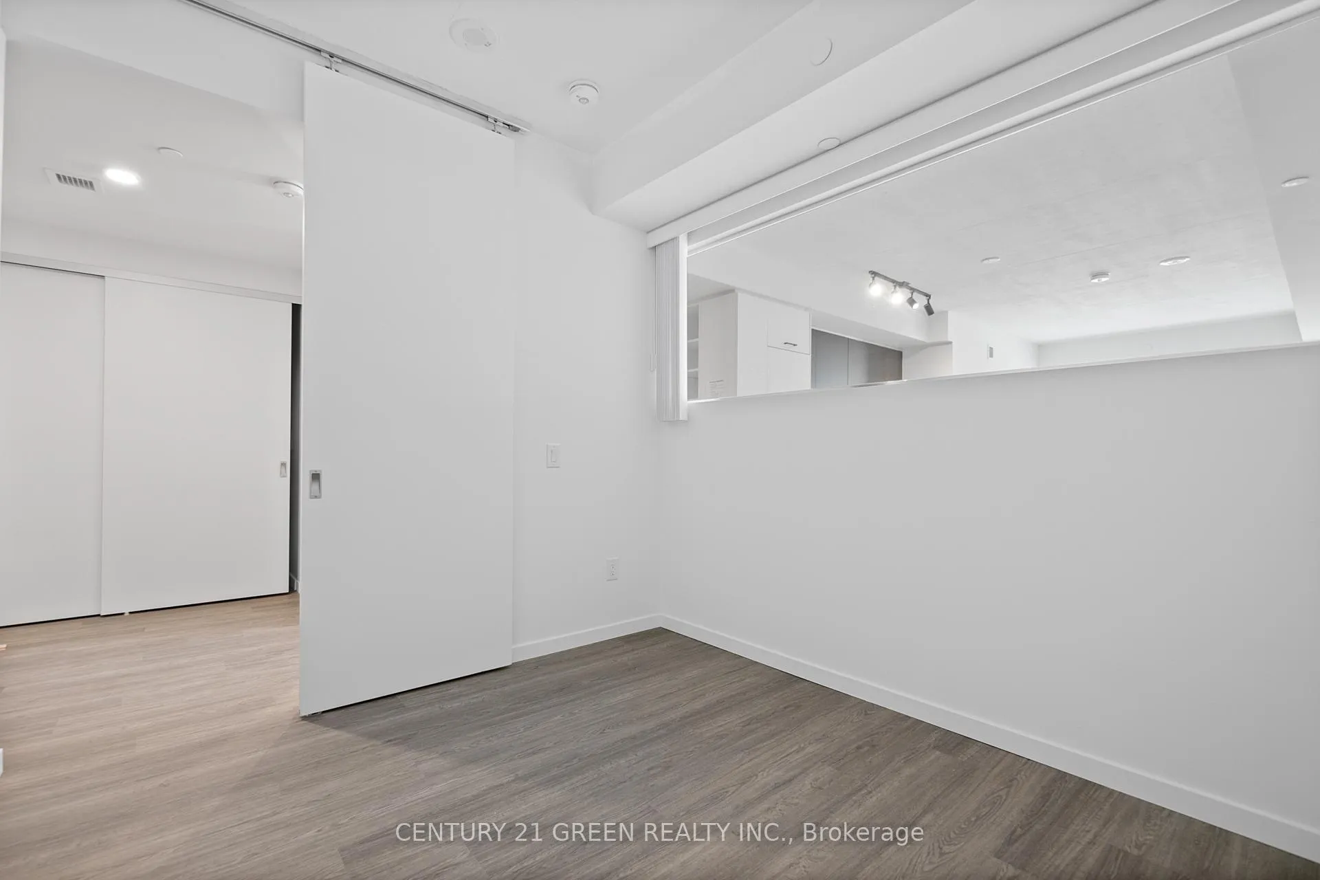 Photo 19 of Unit 216, 689 The Queensway, Etobicoke, Stonegate-Queensway — HOMEH