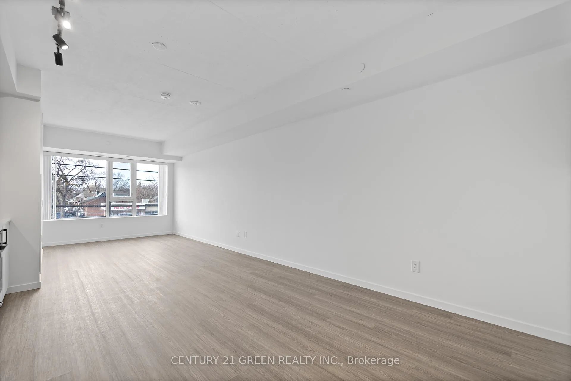 Photo 21 of Unit 216, 689 The Queensway, Etobicoke, Stonegate-Queensway — HOMEH