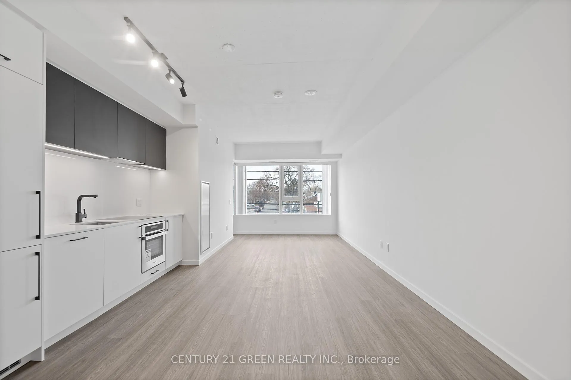 Photo 23 of Unit 216, 689 The Queensway, Etobicoke, Stonegate-Queensway — HOMEH