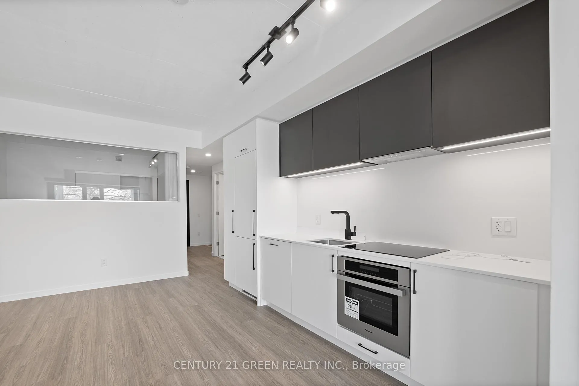 Photo 26 of Unit 216, 689 The Queensway, Etobicoke, Stonegate-Queensway — HOMEH