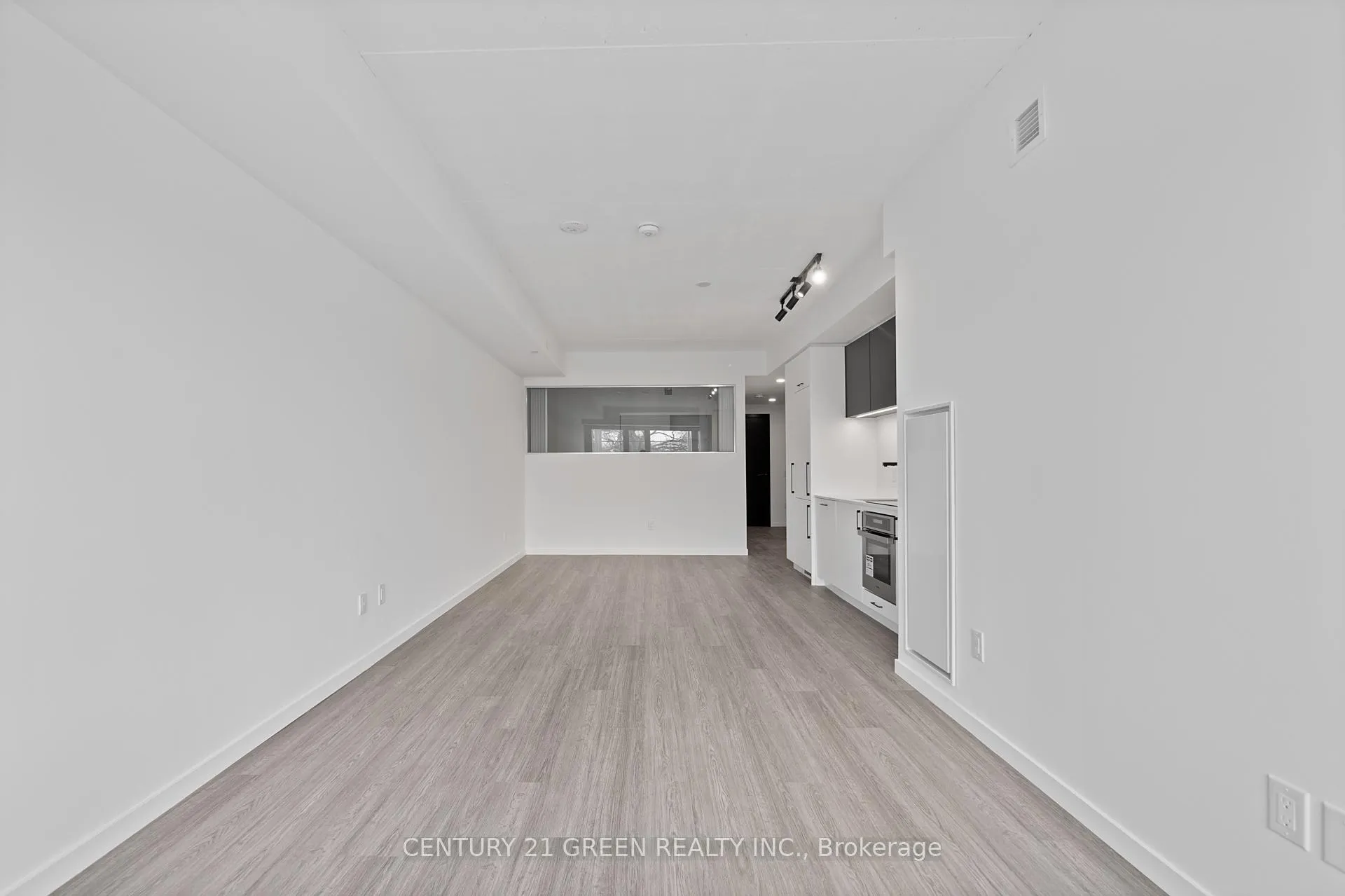 Photo 29 of Unit 216, 689 The Queensway, Etobicoke, Stonegate-Queensway — HOMEH