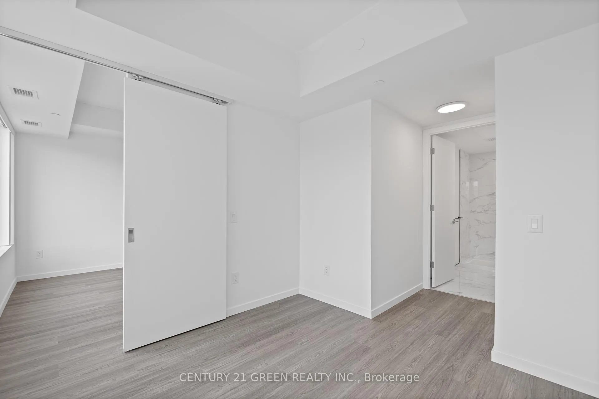 Photo 31 of Unit 216, 689 The Queensway, Etobicoke, Stonegate-Queensway — HOMEH