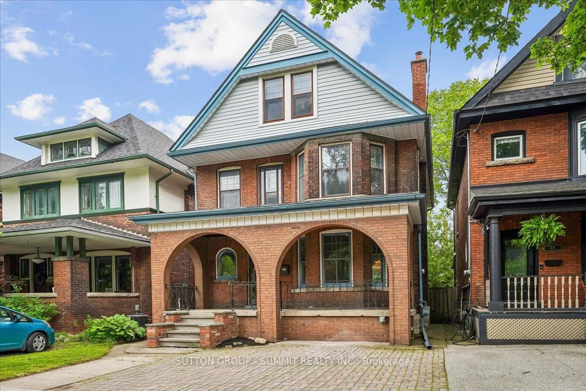 Front of 33 Saint Clair Avenue