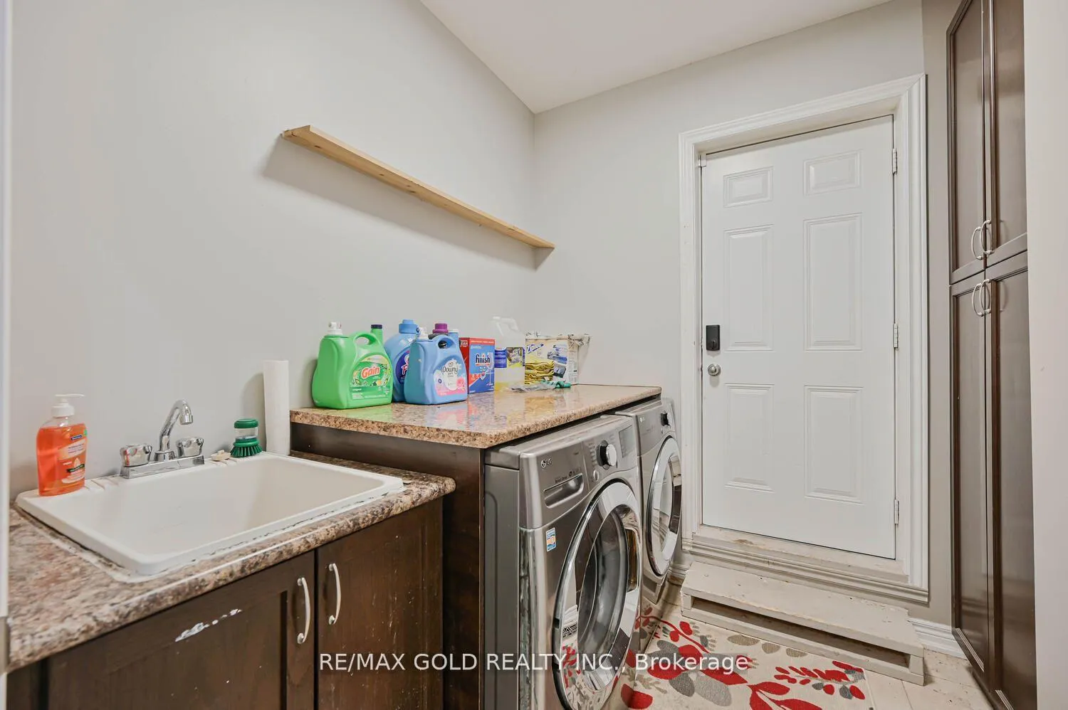 Photo 23 of 15 Vanwood Crescent, Brampton, Vales of Castlemore — HOMEH