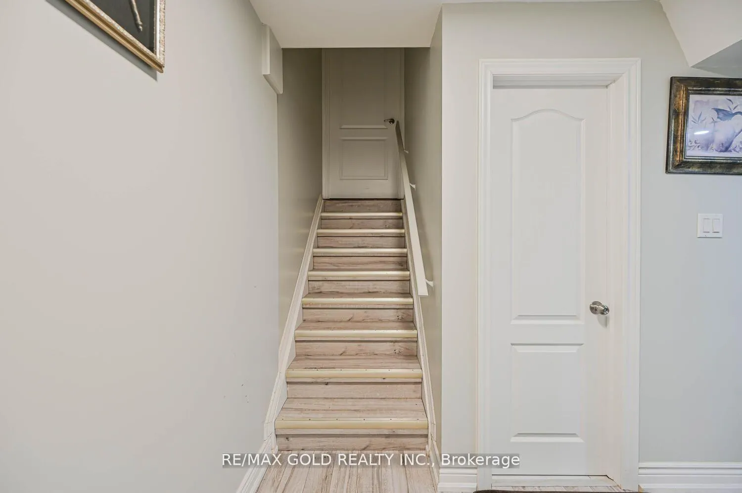 Photo 42 of 15 Vanwood Crescent, Brampton, Vales of Castlemore — HOMEH