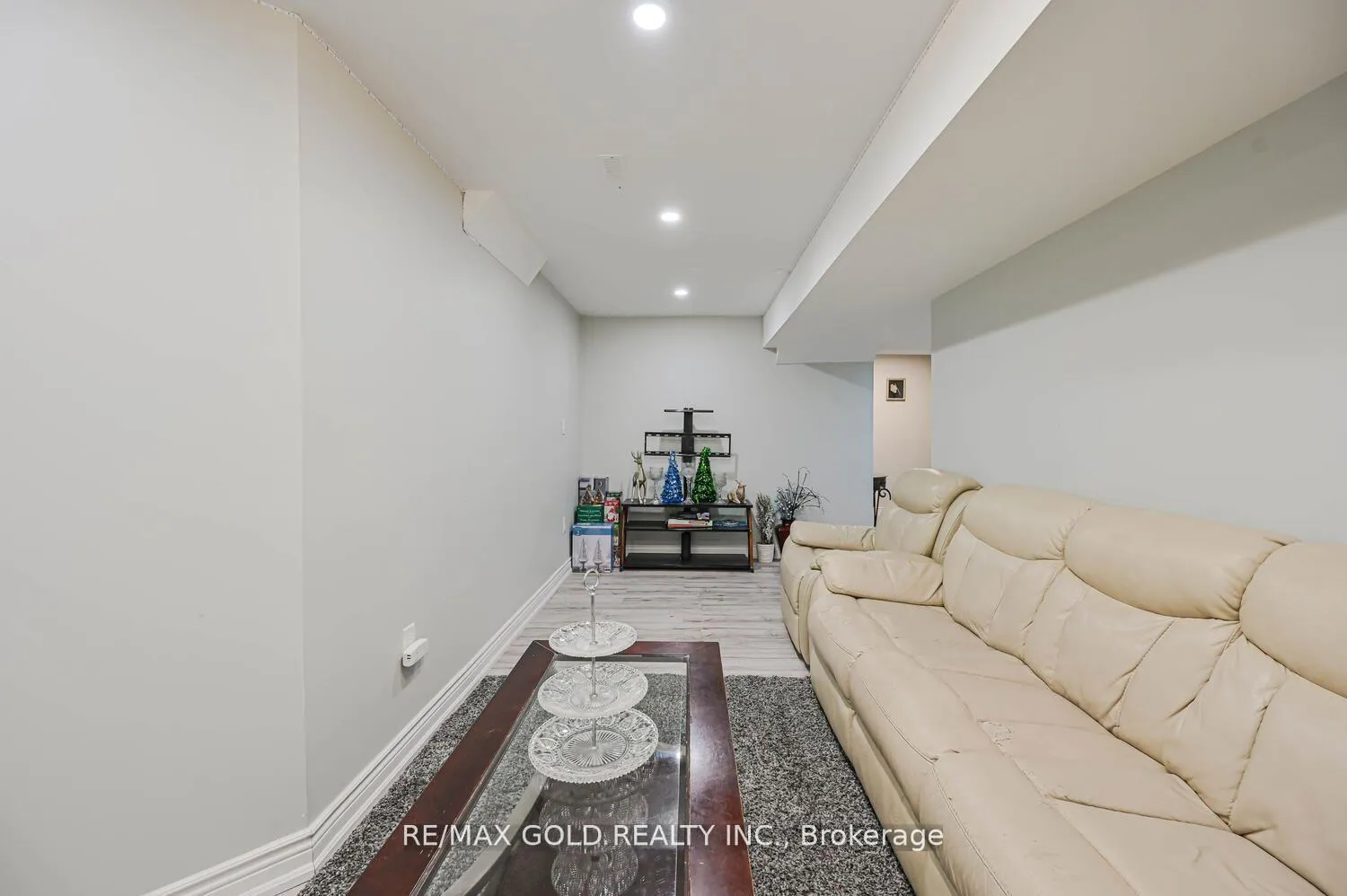 Photo 45 of 15 Vanwood Crescent, Brampton, Vales of Castlemore — HOMEH