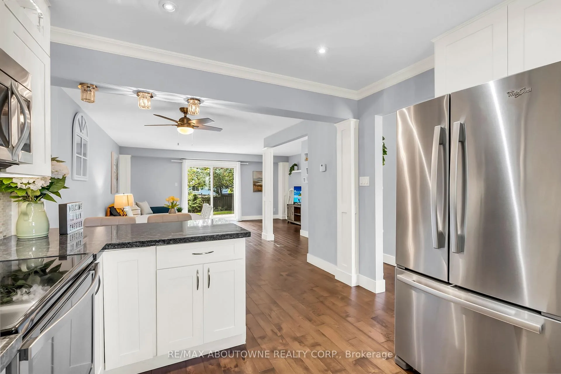 Photo 21 of 2260 Manchester Drive, Burlington, Brant Hills — HOMEH