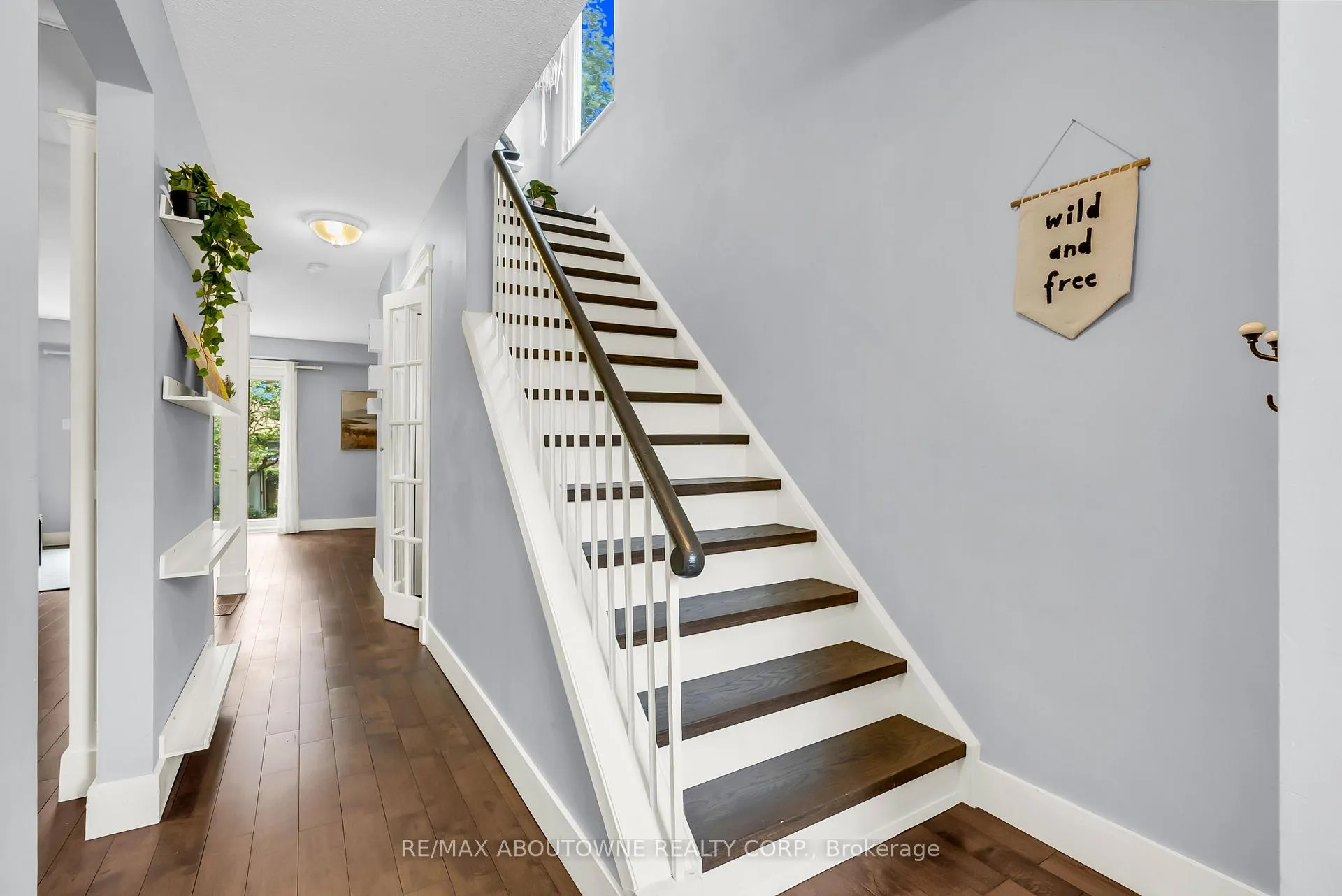 Photo 22 of 2260 Manchester Drive, Burlington, Brant Hills — HOMEH