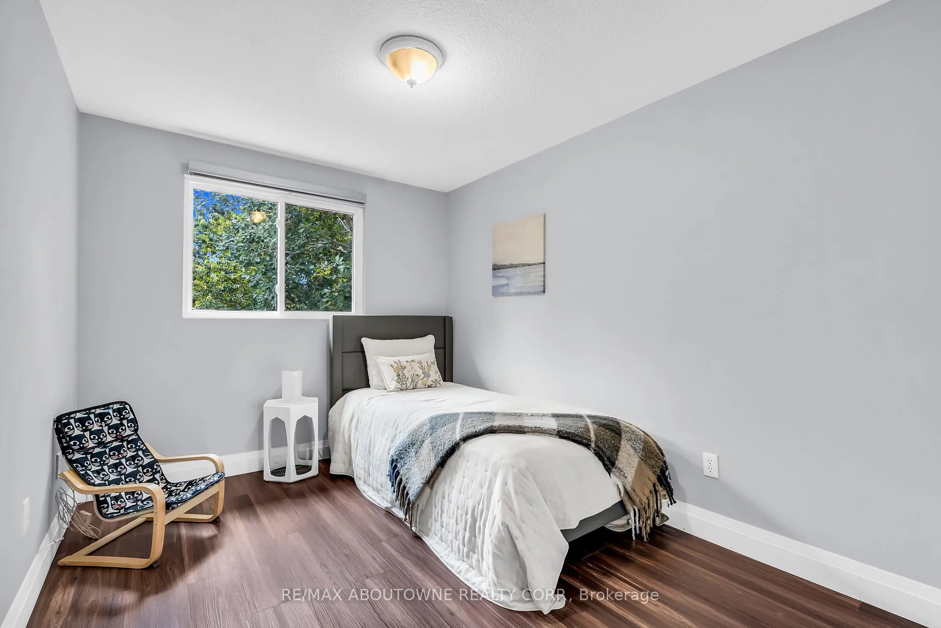 Photo 29 of 2260 Manchester Drive, Burlington, Brant Hills — HOMEH