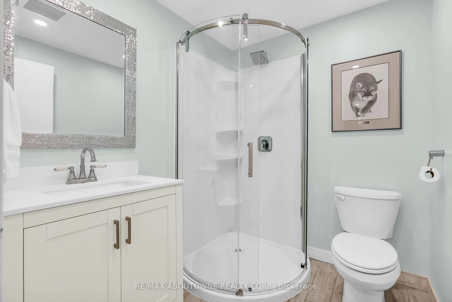 Photo 36 of 2260 Manchester Drive, Burlington, Brant Hills — HOMEH
