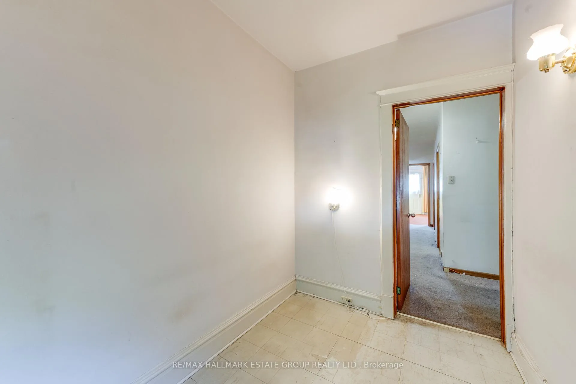 Photo 28 of 160 Coxwell Avenue, Toronto, Greenwood-Coxwell — HOMEH