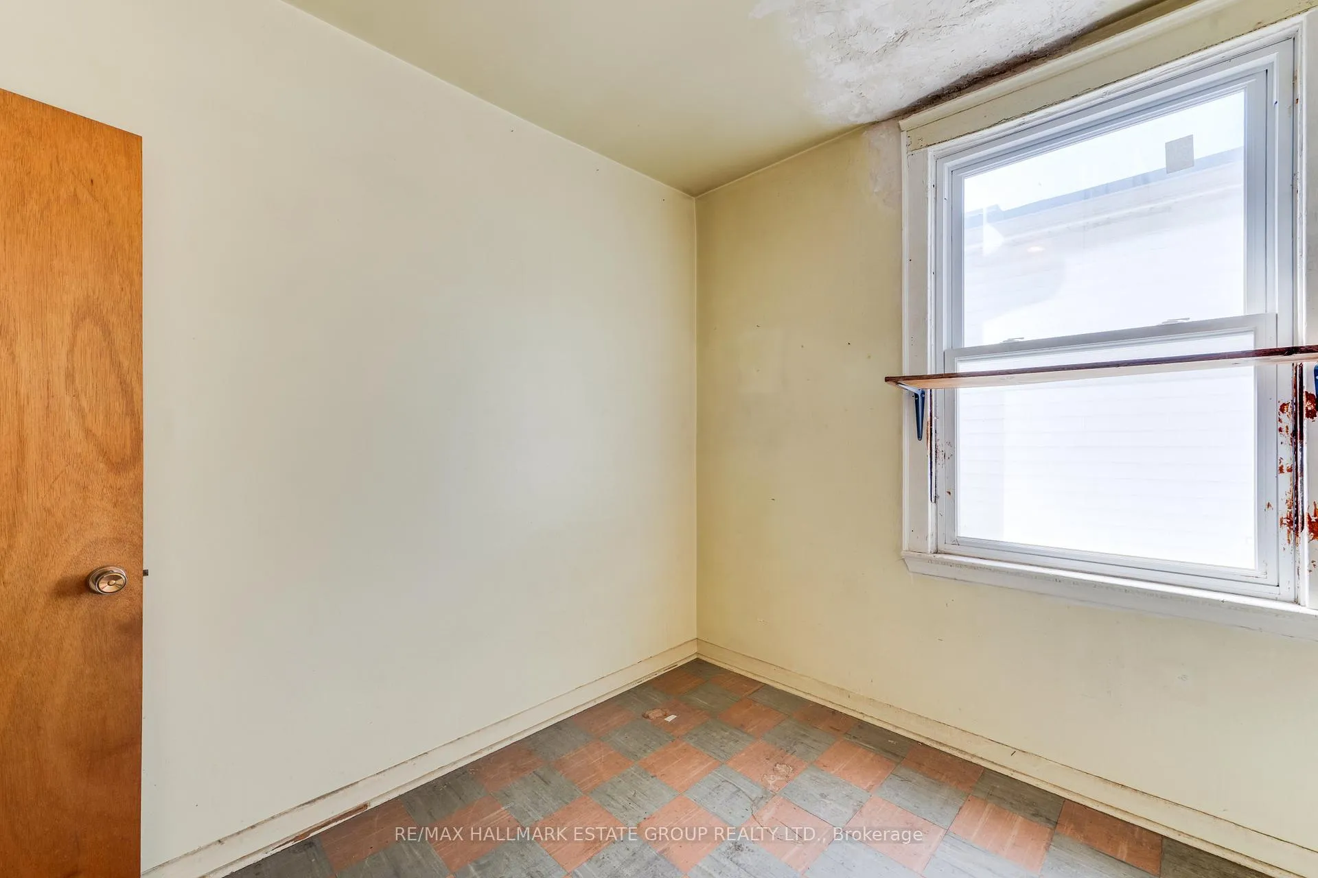 Photo 36 of 160 Coxwell Avenue, Toronto, Greenwood-Coxwell — HOMEH