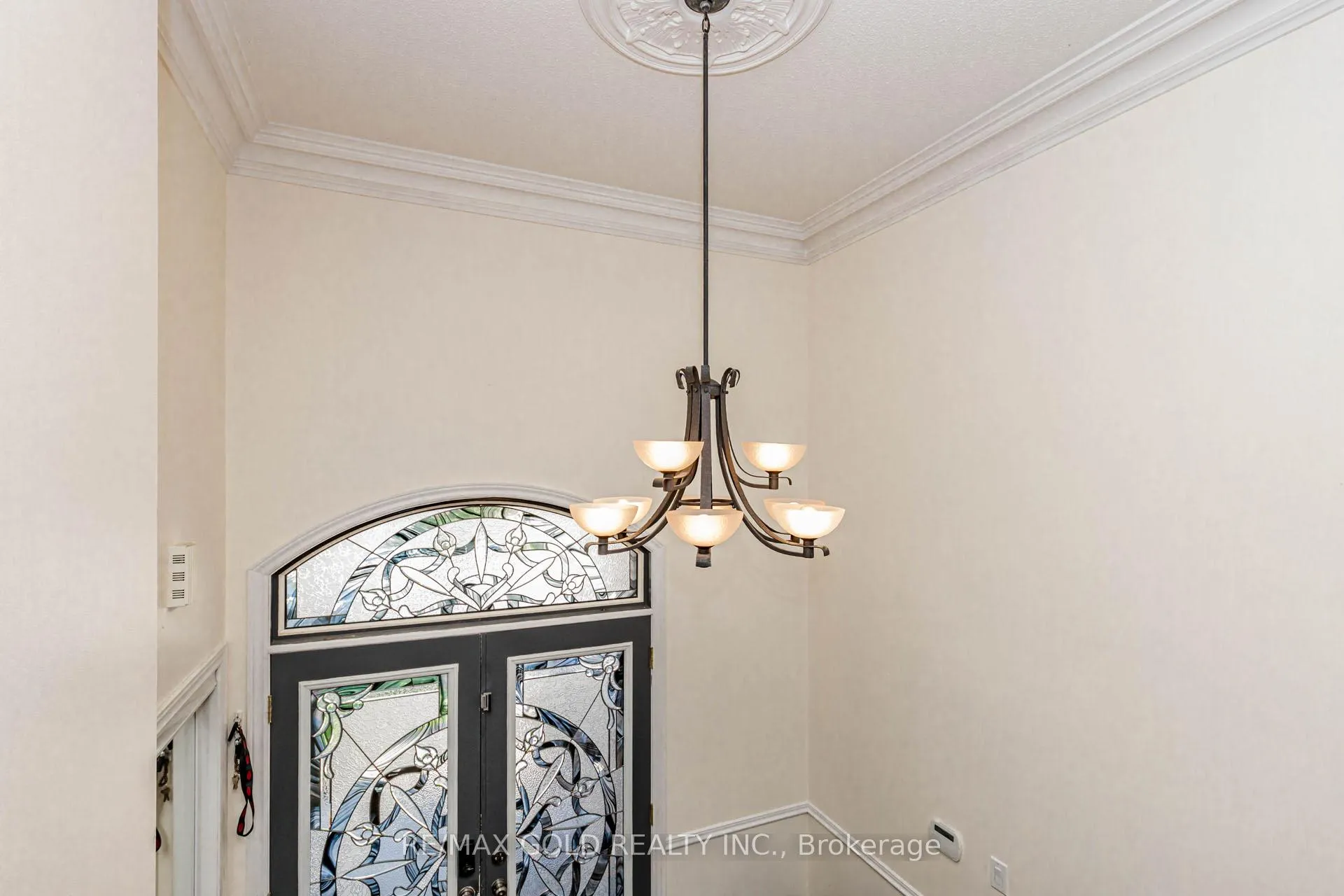 Photo 4 of 548 Fernforest Drive, Brampton, Sandringham-Wellington — HOMEH
