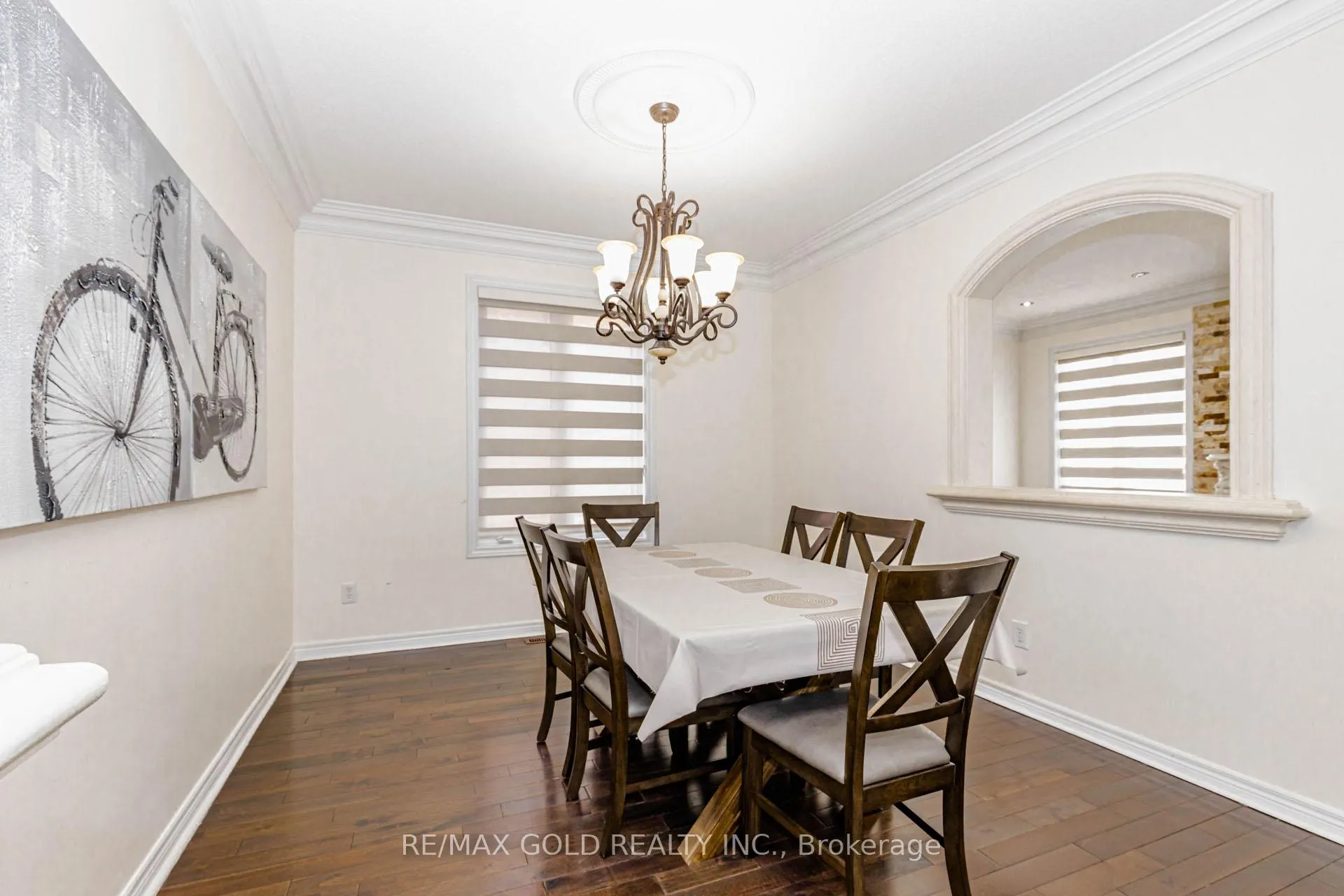 Photo 10 of 548 Fernforest Drive, Brampton, Sandringham-Wellington — HOMEH