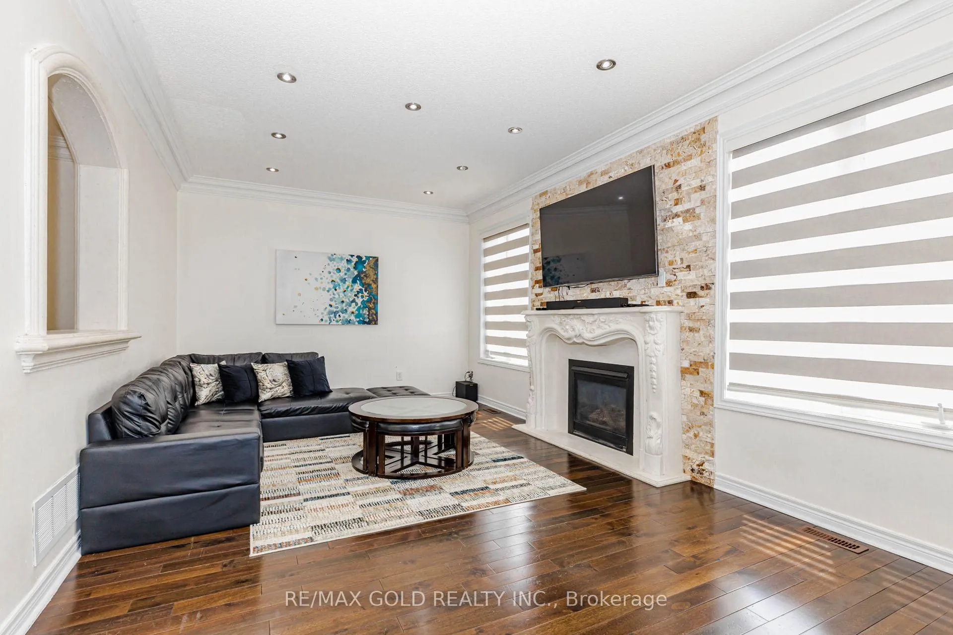 Photo 16 of 548 Fernforest Drive, Brampton, Sandringham-Wellington — HOMEH