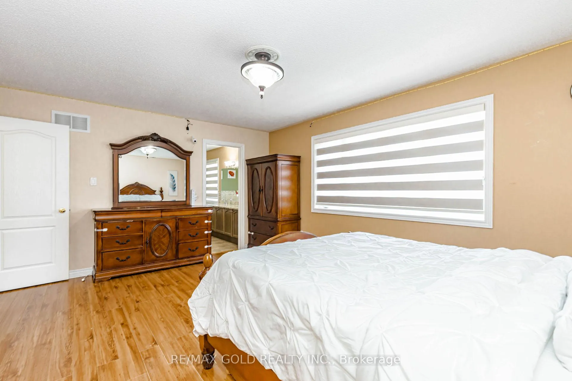 Photo 25 of 548 Fernforest Drive, Brampton, Sandringham-Wellington — HOMEH
