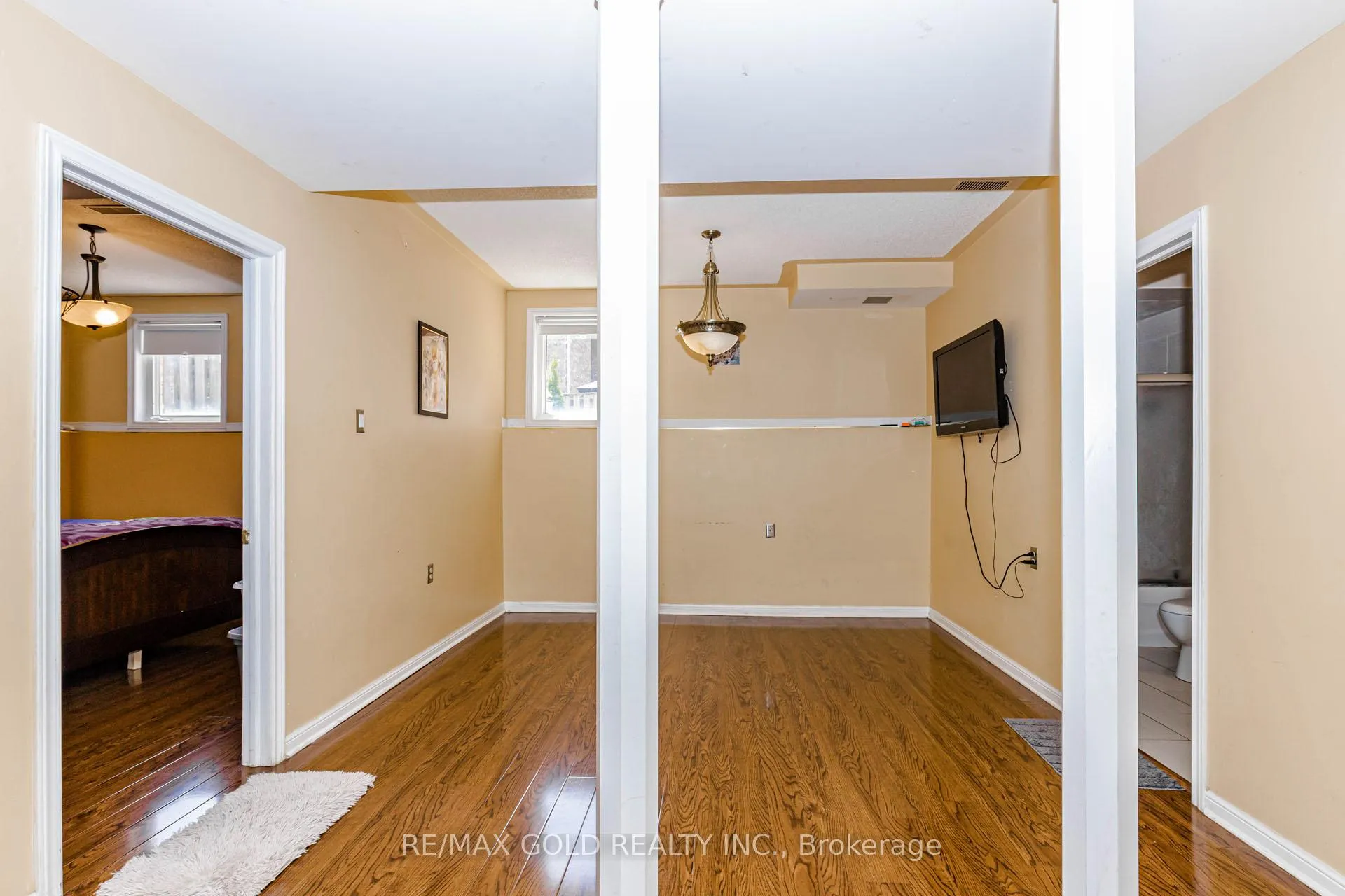 Photo 43 of 548 Fernforest Drive, Brampton, Sandringham-Wellington — HOMEH