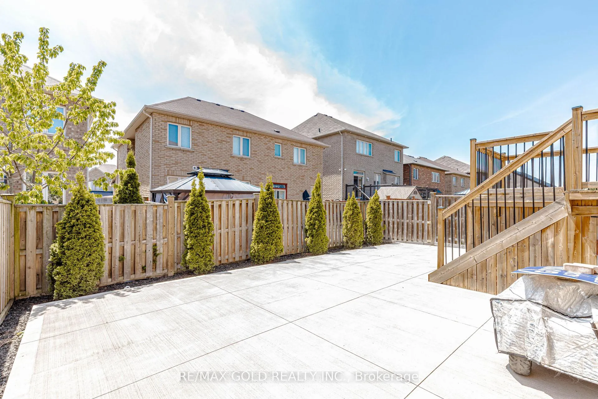 Photo 48 of 548 Fernforest Drive, Brampton, Sandringham-Wellington — HOMEH