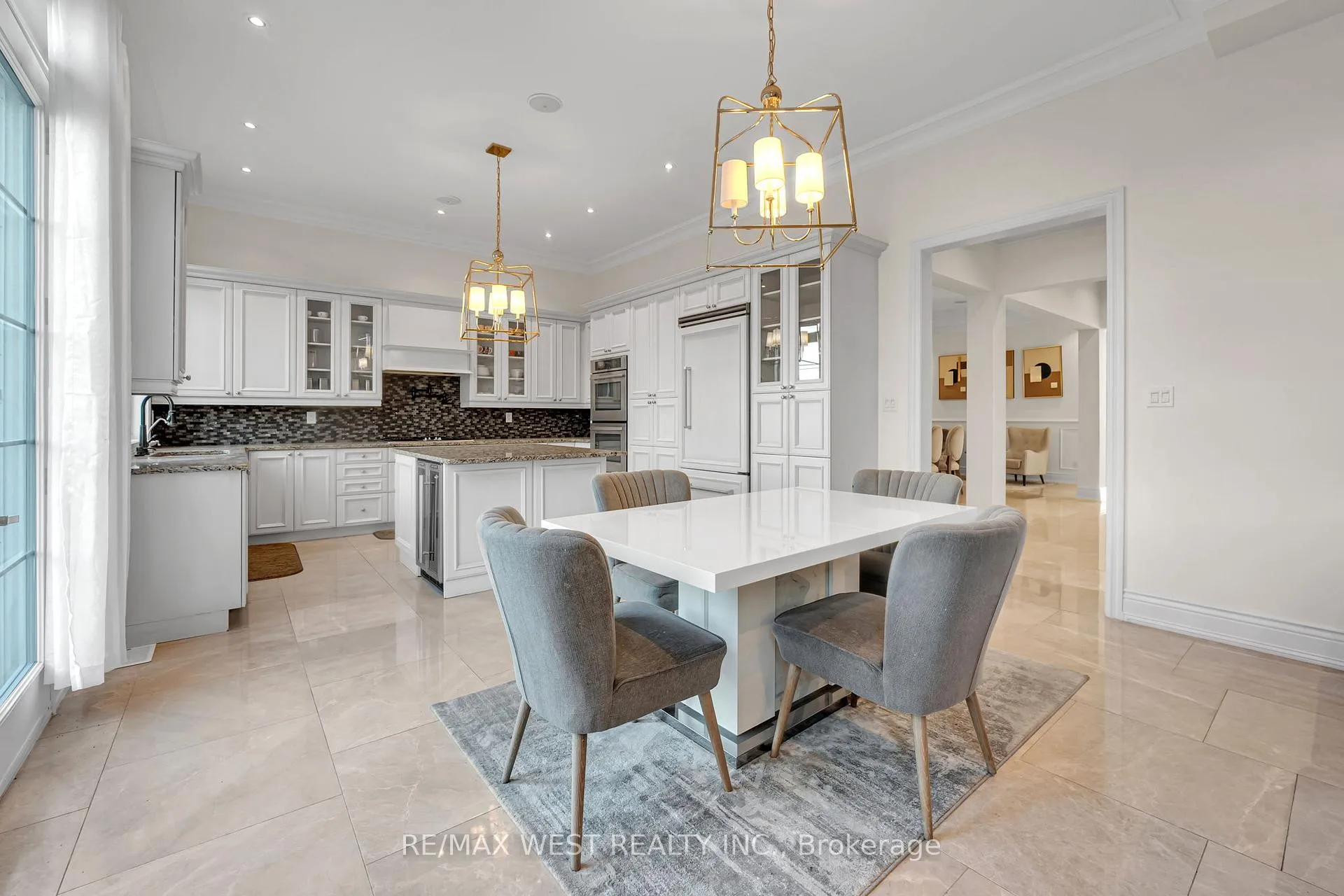 Photo 13 of 9 Interlacken Drive, Brampton, Credit Valley — HOMEH