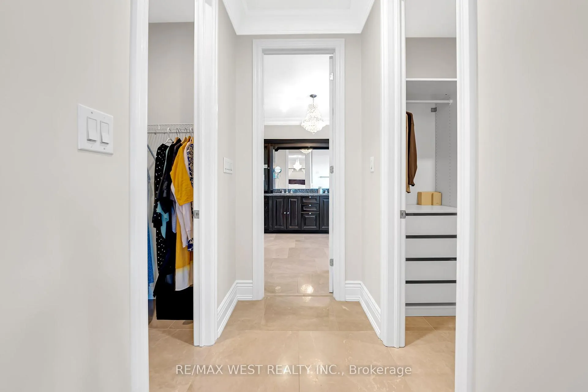 Photo 21 of 9 Interlacken Drive, Brampton, Credit Valley — HOMEH