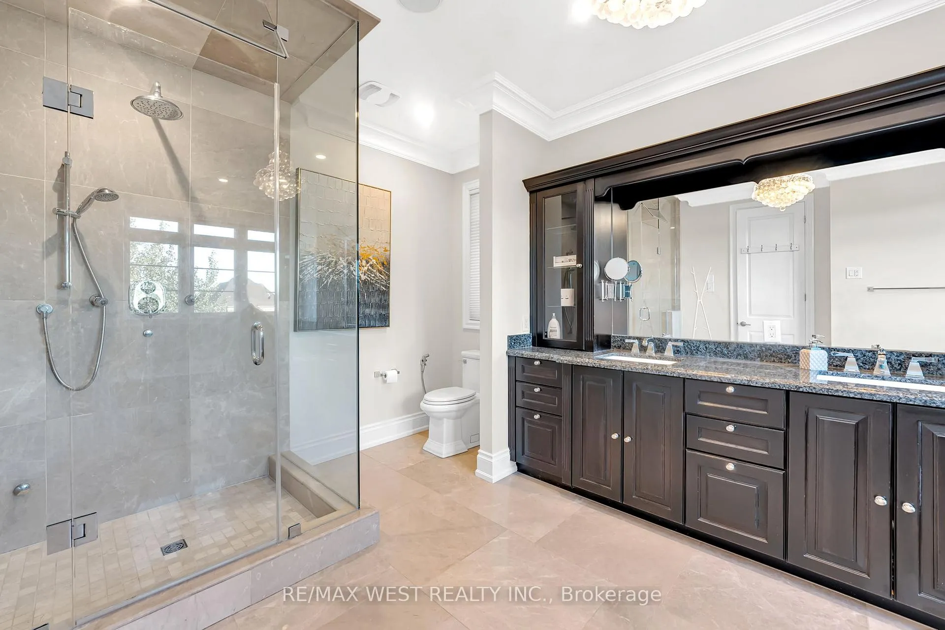 Photo 23 of 9 Interlacken Drive, Brampton, Credit Valley — HOMEH