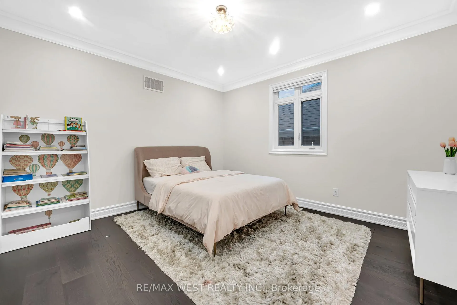 Photo 31 of 9 Interlacken Drive, Brampton, Credit Valley — HOMEH