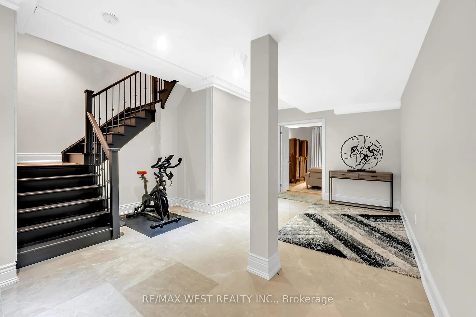 Photo 35 of 9 Interlacken Drive, Brampton, Credit Valley — HOMEH