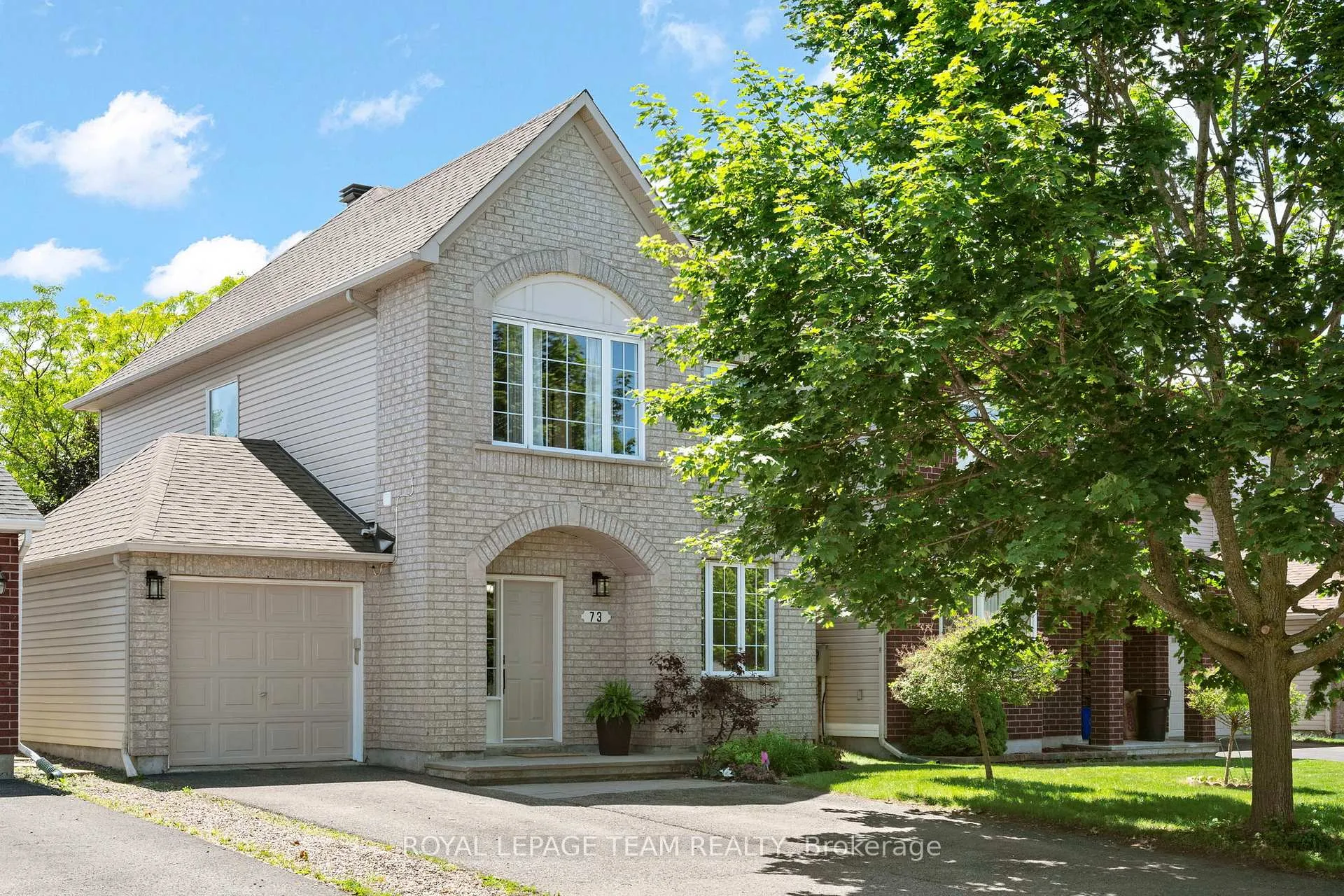 Photo 1 of 73 Deerfox Drive, Ottawa, Barrhaven - Longfields — HOMEH