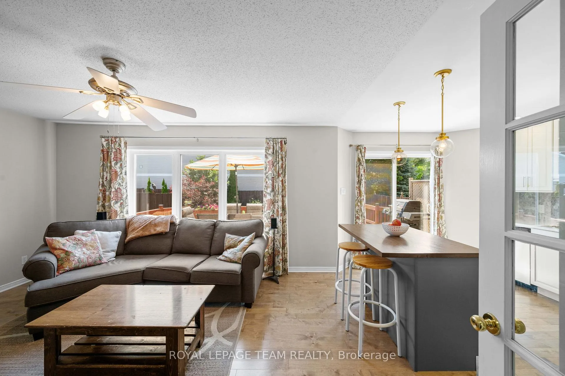Photo 12 of 73 Deerfox Drive, Ottawa, Barrhaven - Longfields — HOMEH