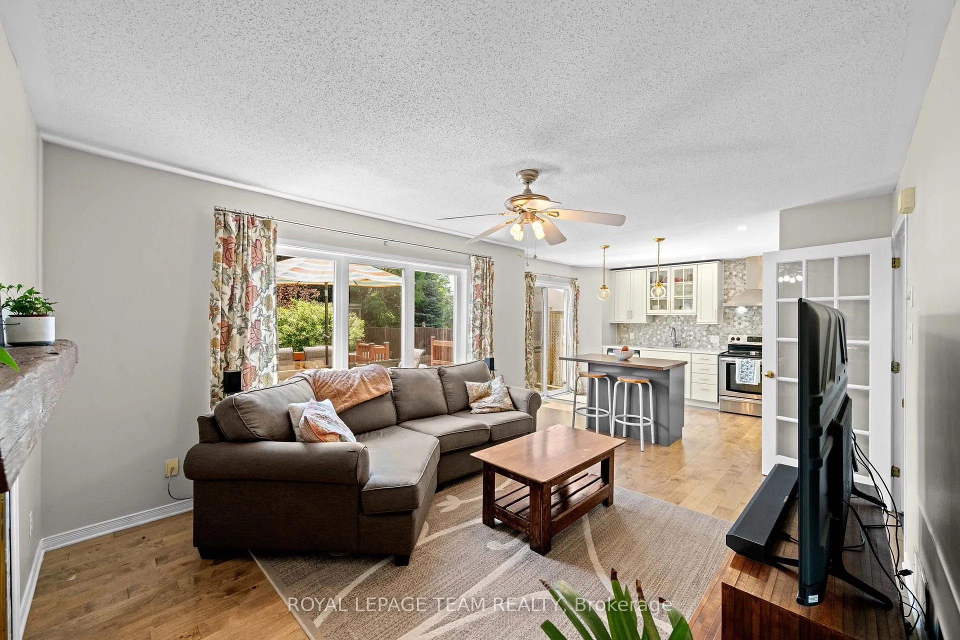 Photo 17 of 73 Deerfox Drive, Ottawa, Barrhaven - Longfields — HOMEH