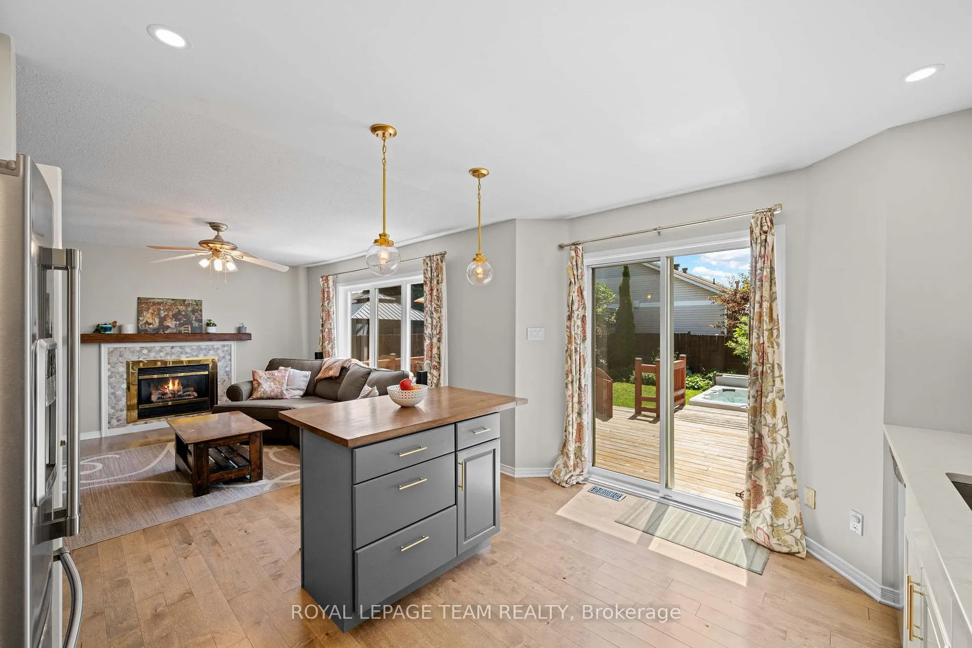 Photo 21 of 73 Deerfox Drive, Ottawa, Barrhaven - Longfields — HOMEH