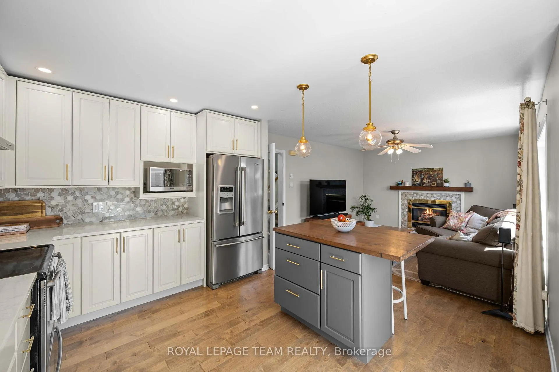 Photo 23 of 73 Deerfox Drive, Ottawa, Barrhaven - Longfields — HOMEH
