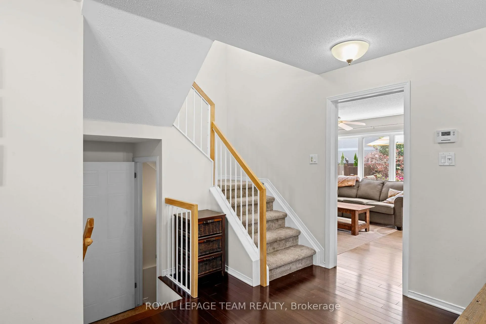 Photo 24 of 73 Deerfox Drive, Ottawa, Barrhaven - Longfields — HOMEH