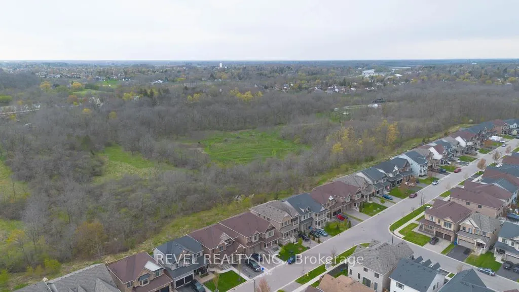 Photo 36 of 35 Arnold Marshall Boulevard, Haldimand — HOMEH