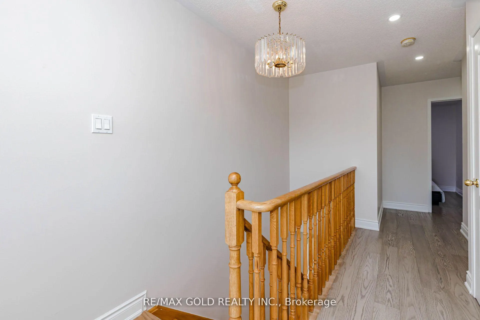 Photo 19 of 48 Sugarberry Drive, Brampton, Credit Valley — HOMEH