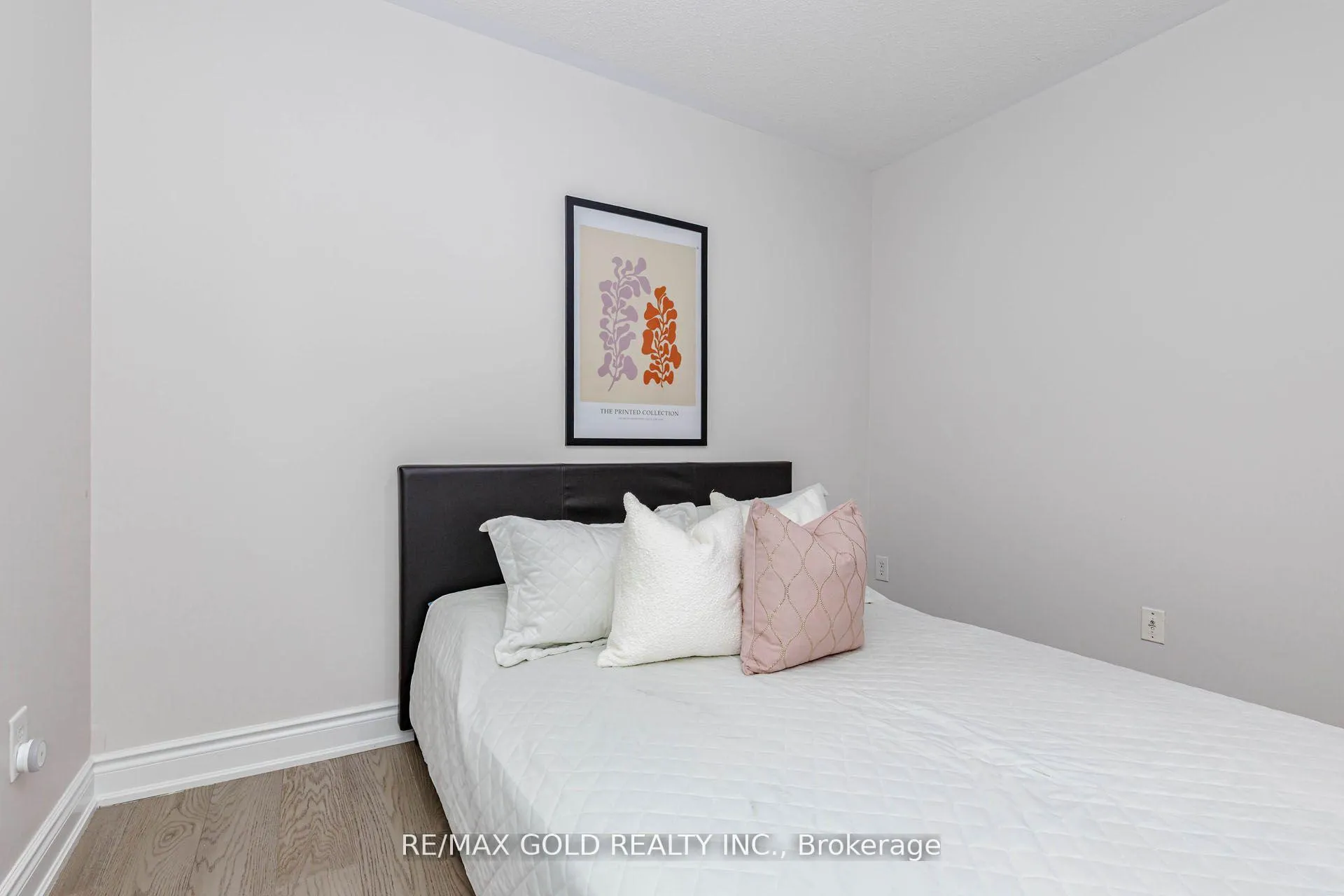 Photo 30 of 48 Sugarberry Drive, Brampton, Credit Valley — HOMEH