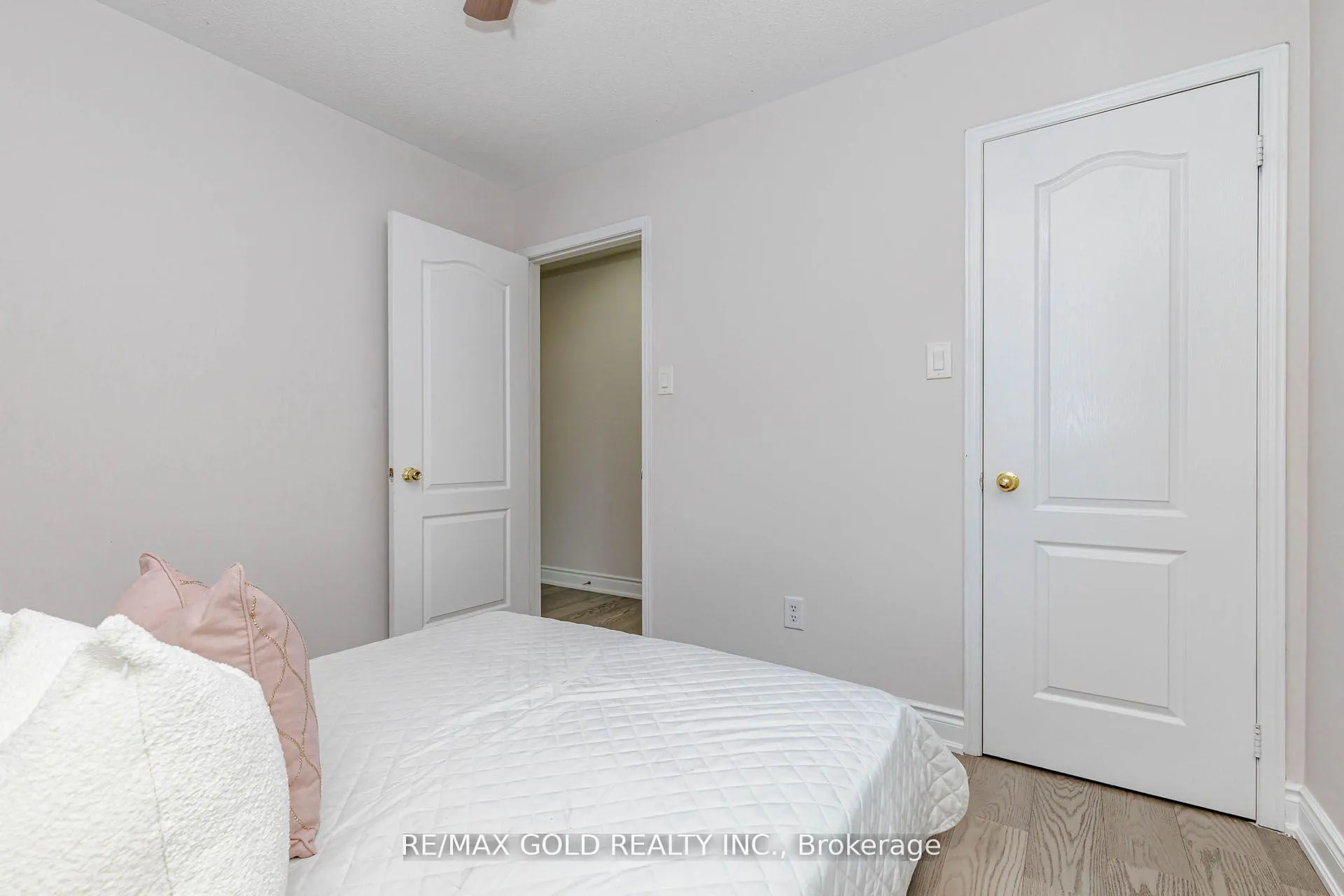 Photo 32 of 48 Sugarberry Drive, Brampton, Credit Valley — HOMEH