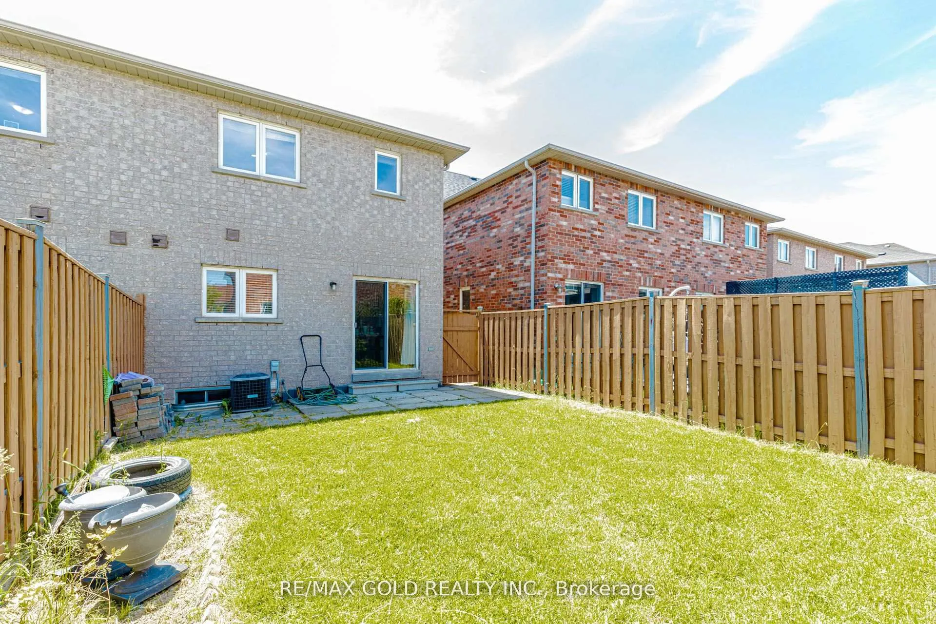 Photo 41 of 48 Sugarberry Drive, Brampton, Credit Valley — HOMEH