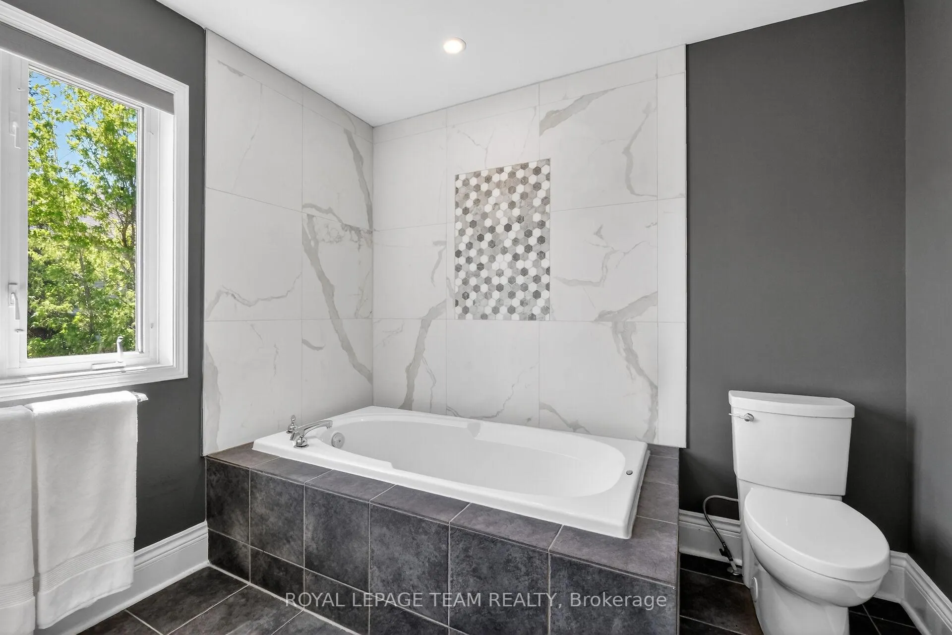 Photo 21 of 2886 Brigham Way, Ottawa, Upper Hunt Club — HOMEH