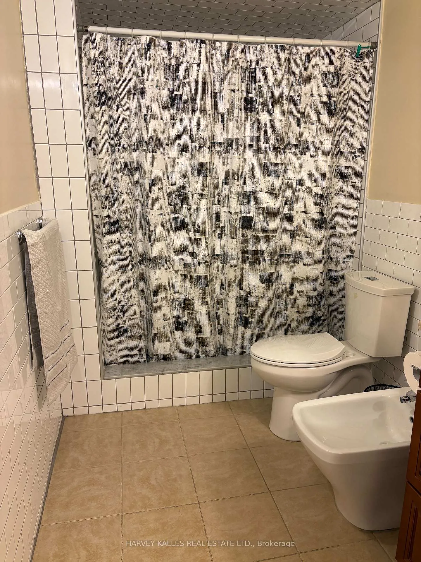 Photo 10 of Unit Bsmt, 72 Button Road, Vaughan, West Woodbridge — HOMEH