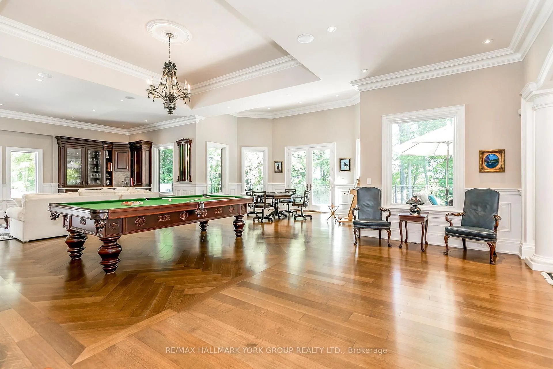 Photo 9 of 1865 Davis Drive W, King, Rural King — HOMEH