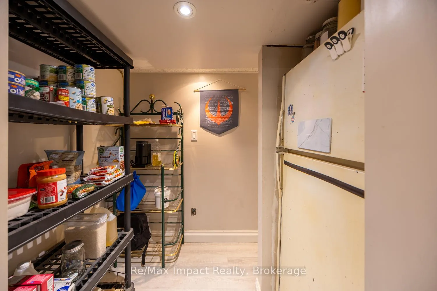 Photo 25 of 44 Brown Street, Clarington, Bowmanville — HOMEH