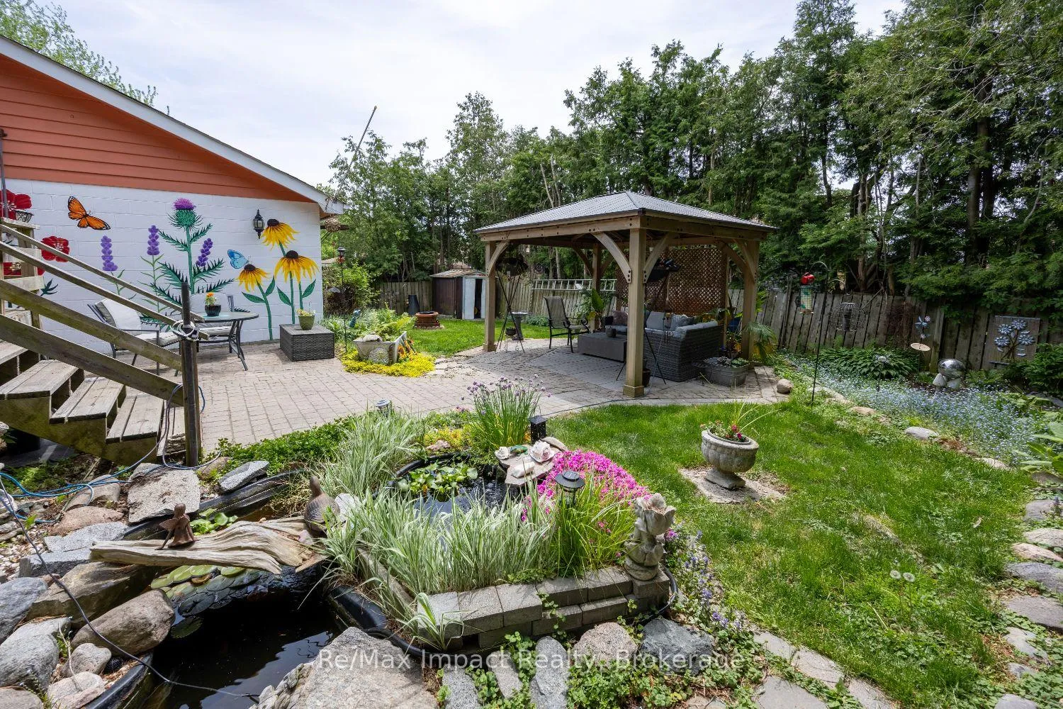 Photo 32 of 44 Brown Street, Clarington, Bowmanville — HOMEH