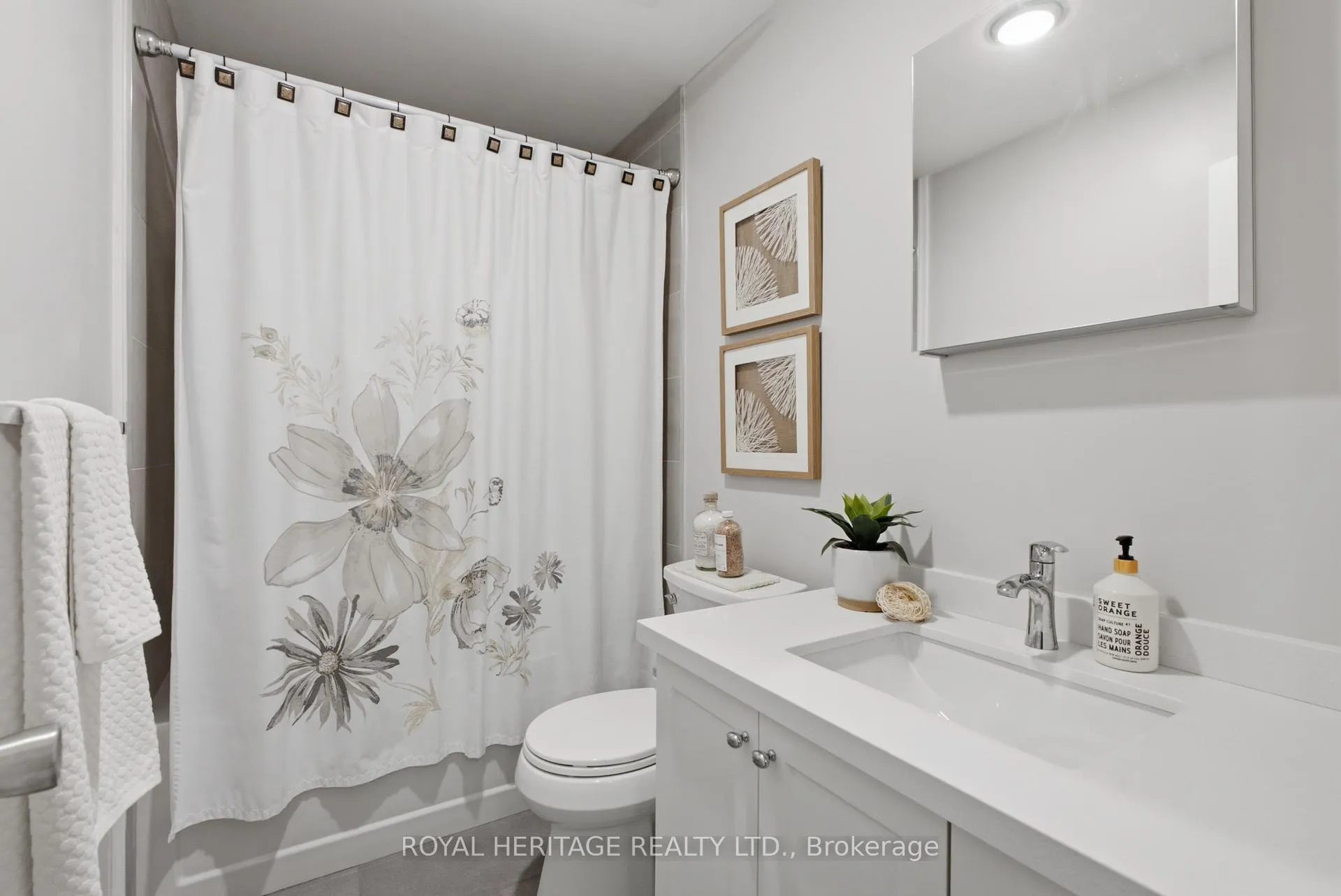 Photo 30 of 1235 Cedarcroft Crescent, Pickering, Liverpool — HOMEH