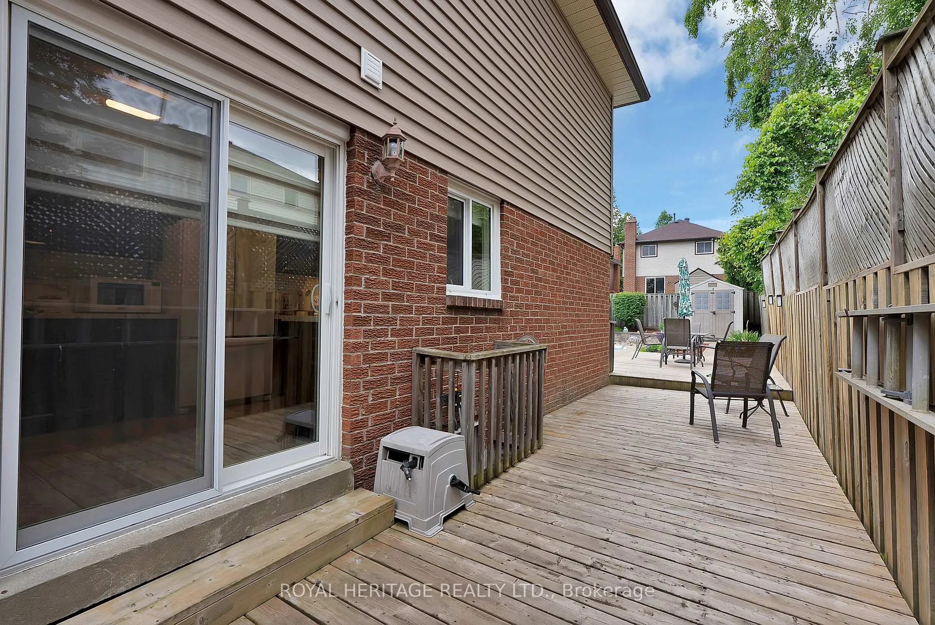 Photo 37 of 1235 Cedarcroft Crescent, Pickering, Liverpool — HOMEH